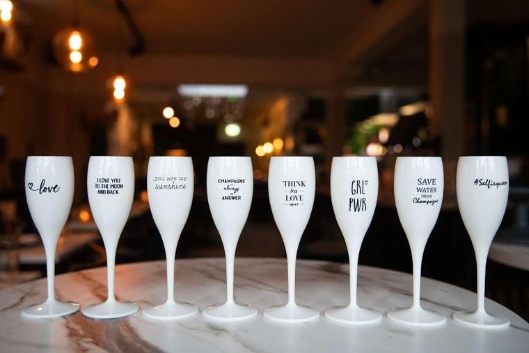 Koziol, Cheers, kieliszek do szampana, Life is better, white, 100 ml