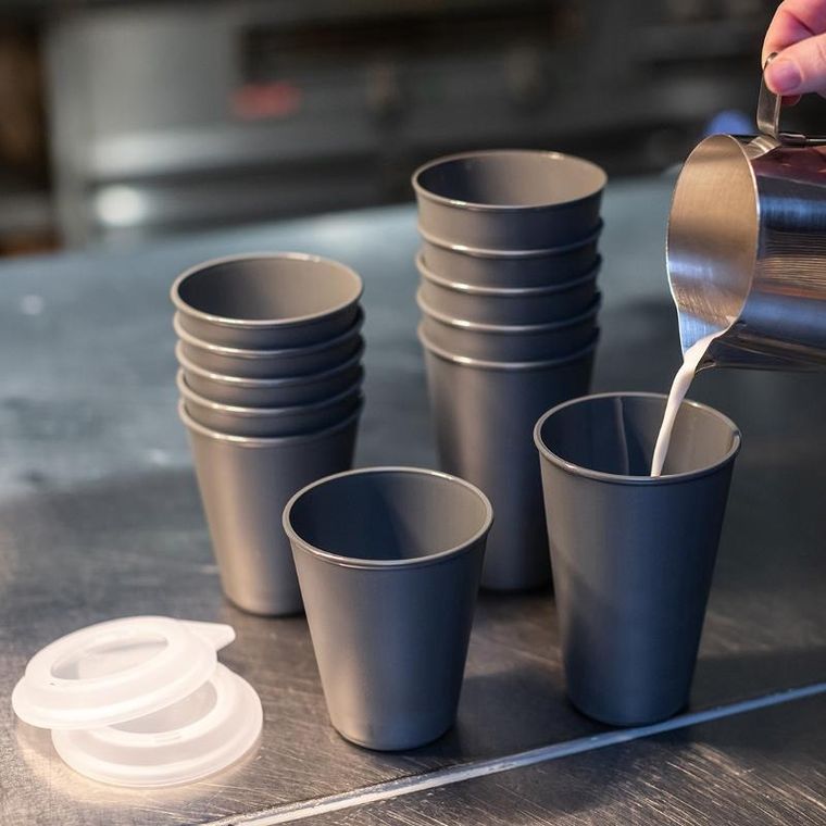 Koziol, kubek, z pokrywką i otworem do picia, 300 ml