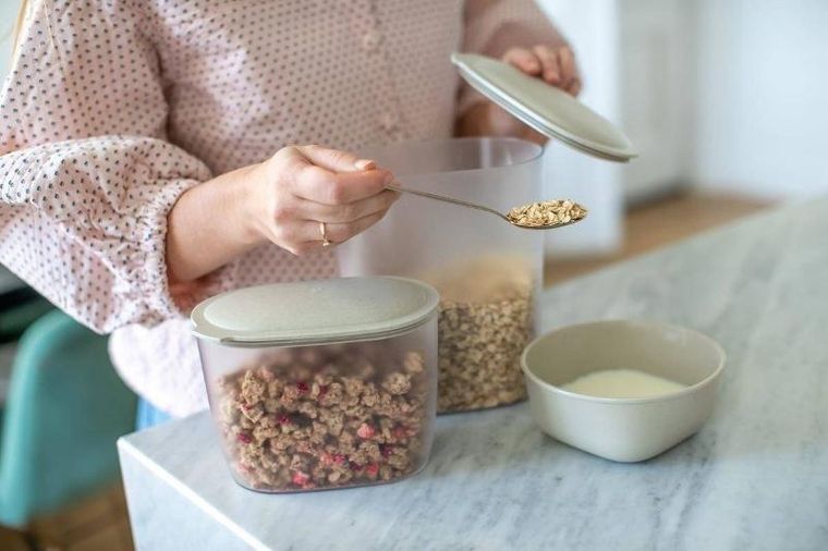 Koziol, pojemnik na żywność, Oval, 2,5l, rozmiar L