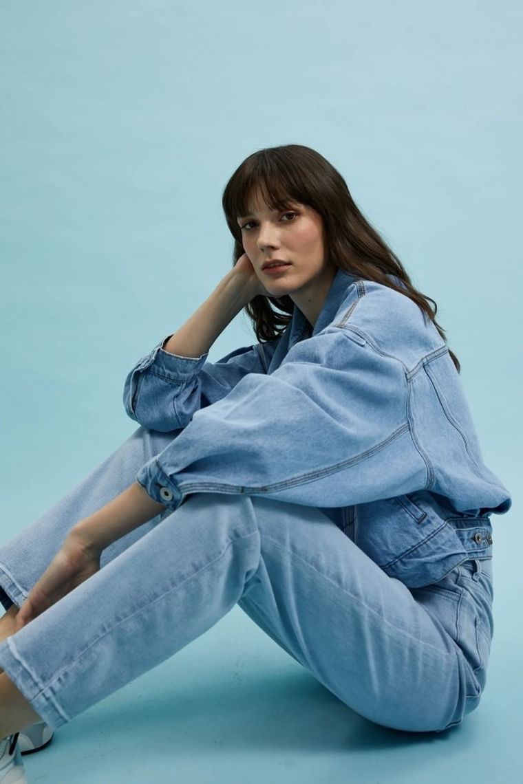 Kurtka jeansowa damska, niebieska, Moodo