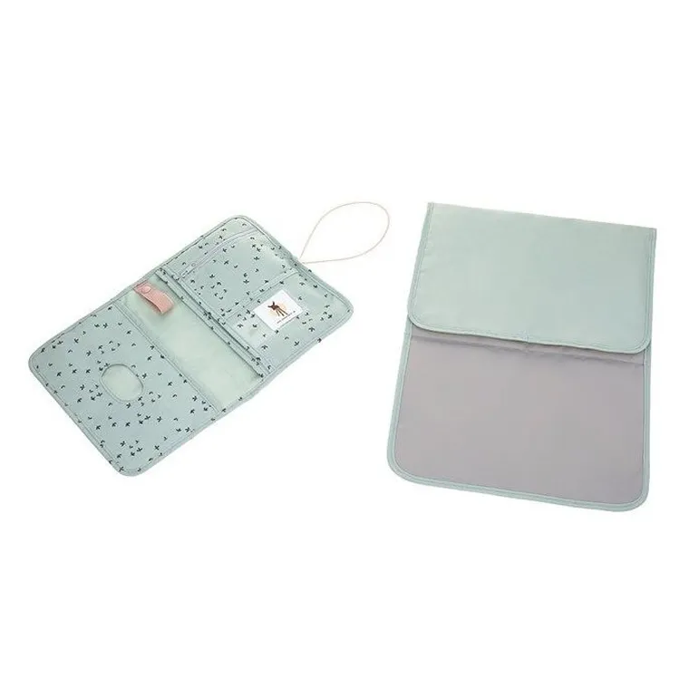 Lassig, Casual Label, etui-organizer na akcesoria do przewijania, Floral mint