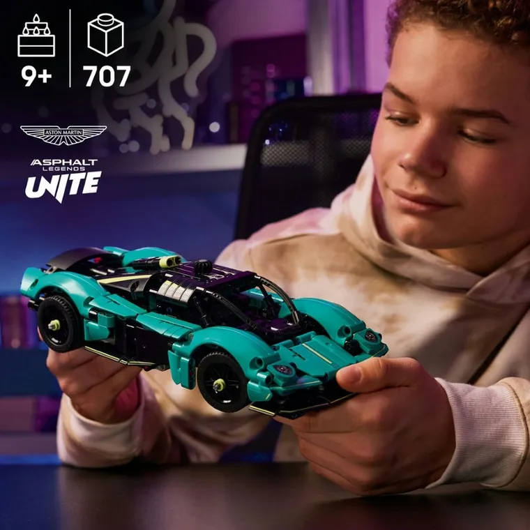 LEGO Technic, Aston Martin Valkyrie, 42208