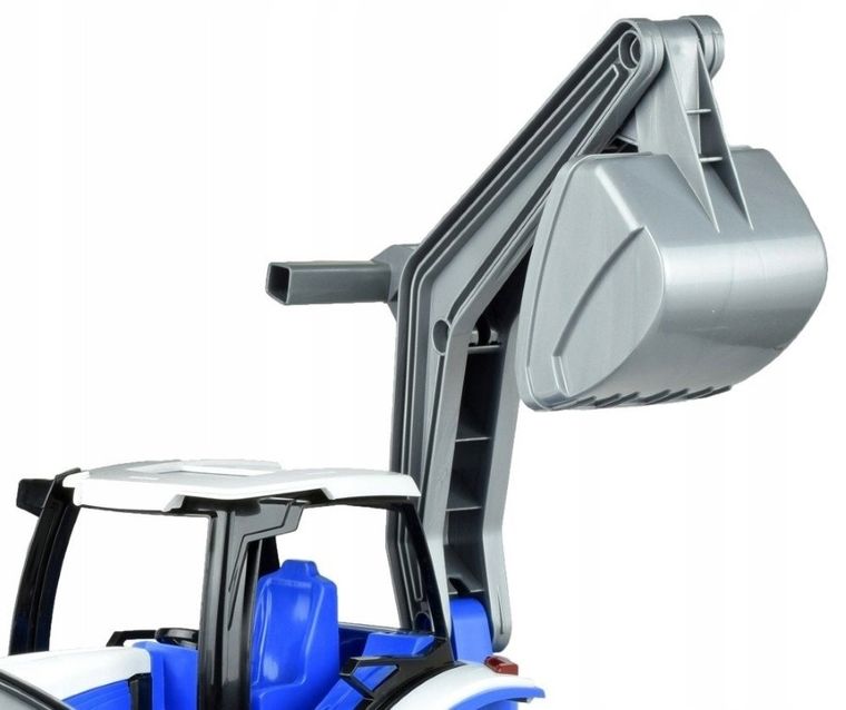 Lena, traktor z elementami spychacza i koparki