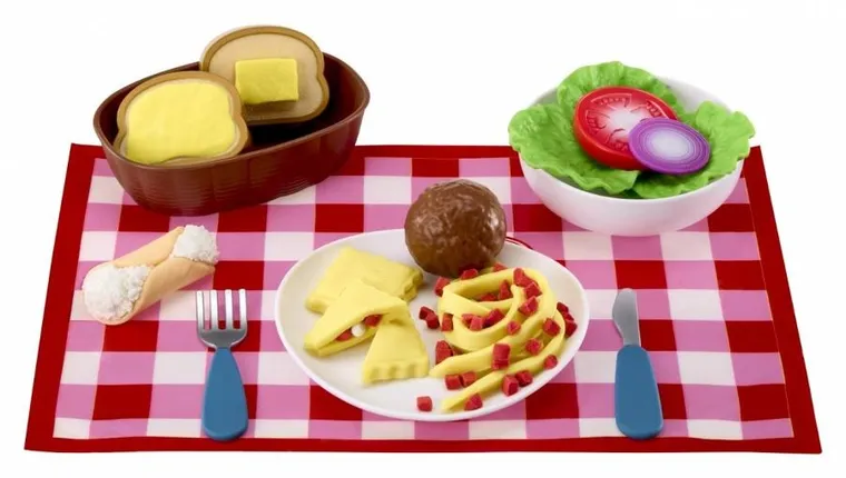 Little Tikes, Creative Chefs, Italian Dinner Kit, Włoska Kolacja, zestaw kuchenny z maszynką do makaronu