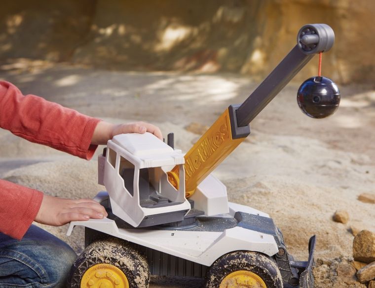 Little Tikes, Dirt Digger Minis, pojazd budowlany z kulą do wyburzania