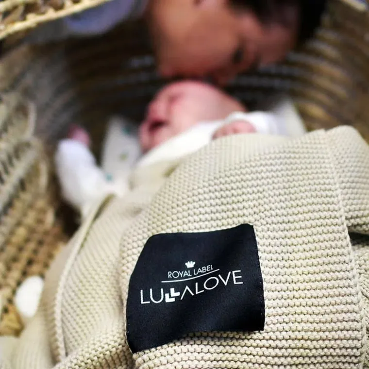 LullaLove, całoroczny koc bambusowy, skandynawski splot, milk coffee, 80-100 cm