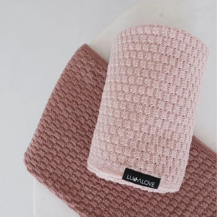 Lullalove, Premium, kocyk z wełny merino, termoregulacja, pudrowy róż, 90-100 cm