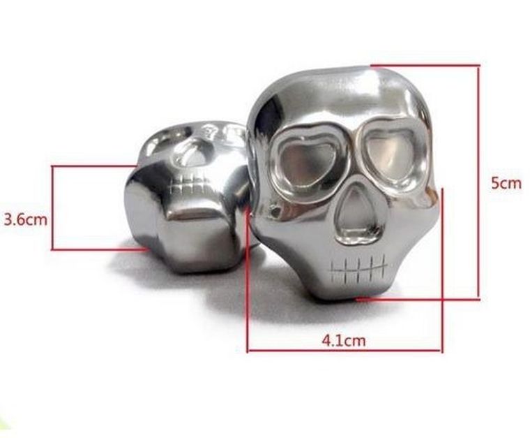 Metalowe kostki do drinków, czaszki