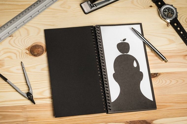 Militarny notes, twarda okładka z odwzorowaniem noża w 3D