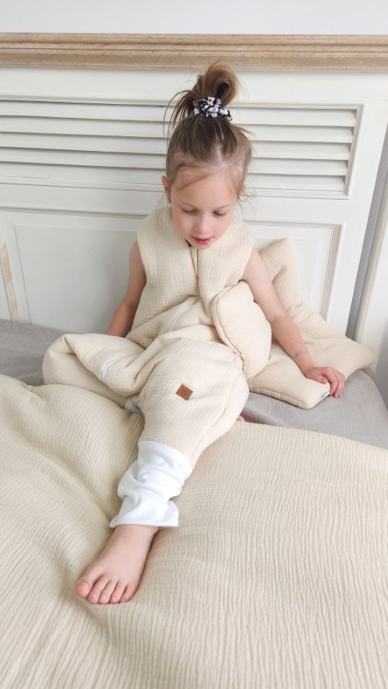 MimiNu, całoroczny śpiworek z nogawkami, muślin, ciepły beż, TOG 2-2.5, rozmiar M, 2-6 l