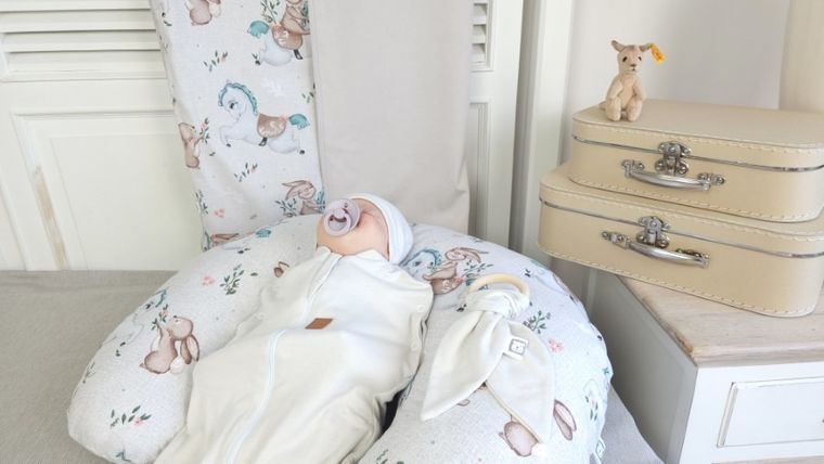 MimiNu, Karuzela, lekki kocyk dziecięcy, jersey, beż, 60-70 cm