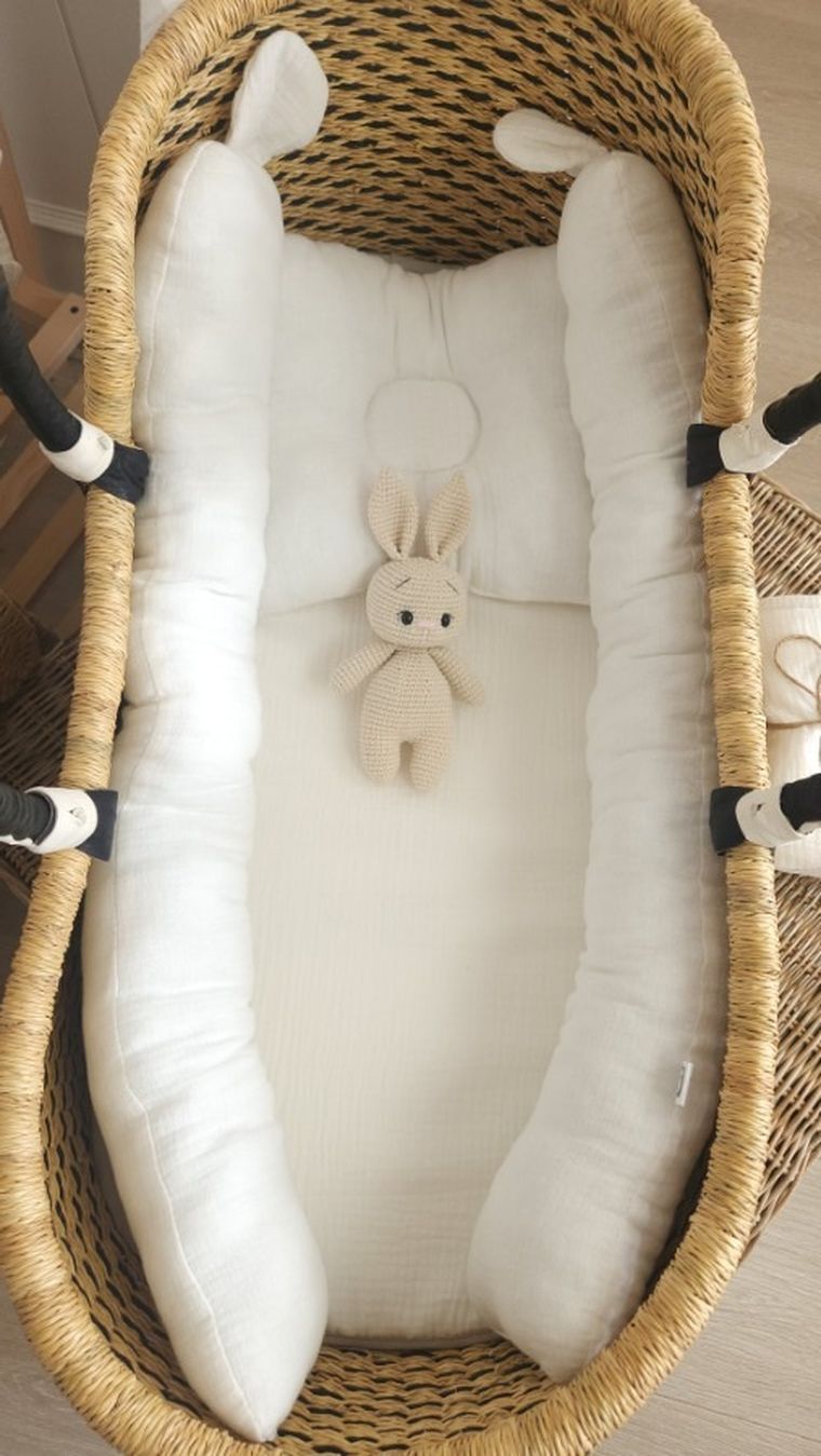 MimiNu, kokon, muślinowa poduszka ergonomiczna, śmietanka