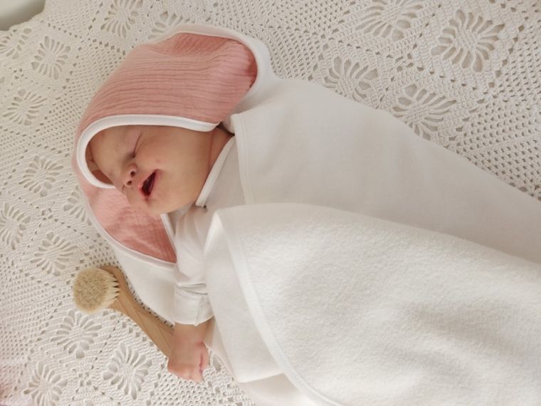 MimiNu, okrycie kąpielowe, muślin, pudrowy róż, 100-100 cm