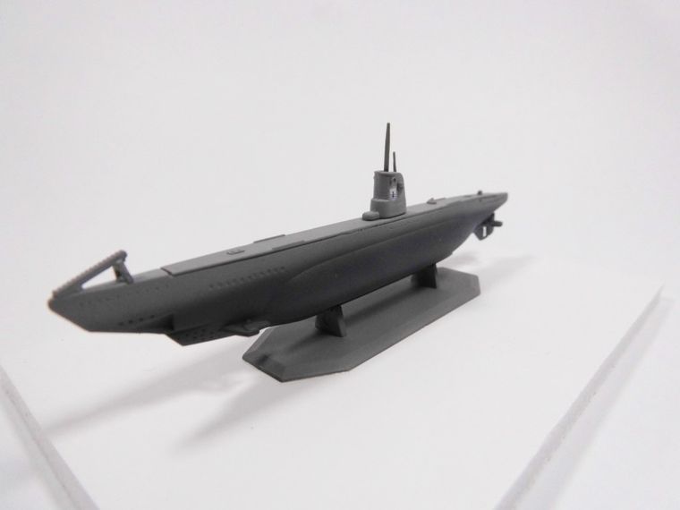 Mirage Hobby, okręt podwodny U2, model do sklejania