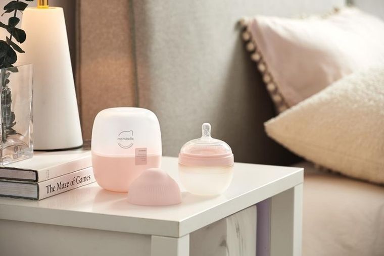 Mombella, Butelka antykolkowa dla noworodka, Silikonowa, Roze, 120 ml