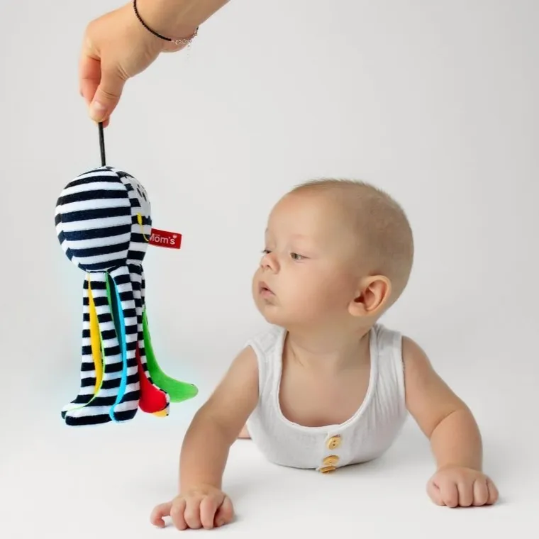 Mom's Care, ośmiornica, pierwsza maskotka, zawieszka, kontrastowa zabawka sensoryczna, biało-czarna