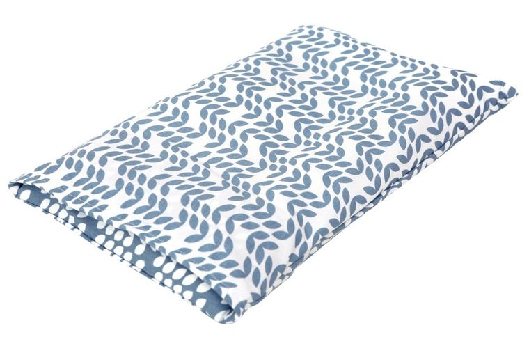 Motherhood, Classics Niebieski 2023, płaska poduszka, 45-30 cm