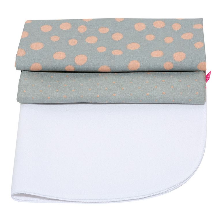 Motherhood, Kropy Różowe, zestaw: przewijak podręczny + prześcieradło flanelowe, 2 szt.