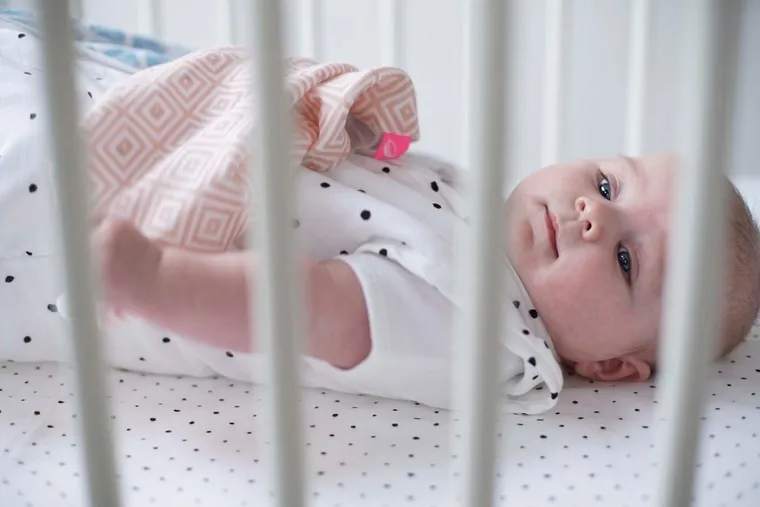 Motherhood, Statki Niebieskie, gryzak z przytulanką