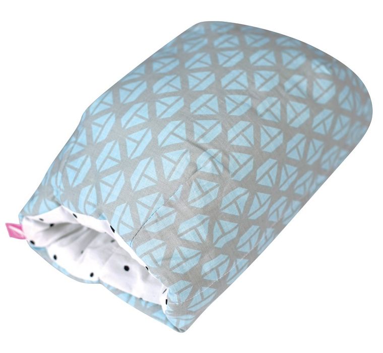 Motherhood, Statki Niebieskie, mufka do karmienia