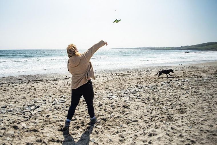 Mountain Paws, gumowa kość dla psa, gryzak, zielony