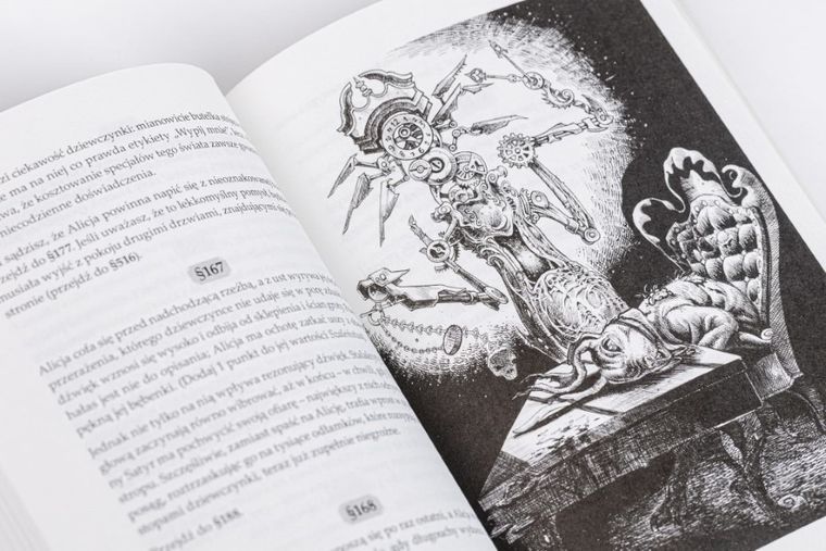 Muduko, Koszmar Alicji w Krainie Czarów, gra strategiczna