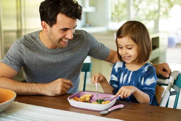 Munchkin, zestaw stalowych sztućców dla dzieci, fioletowy