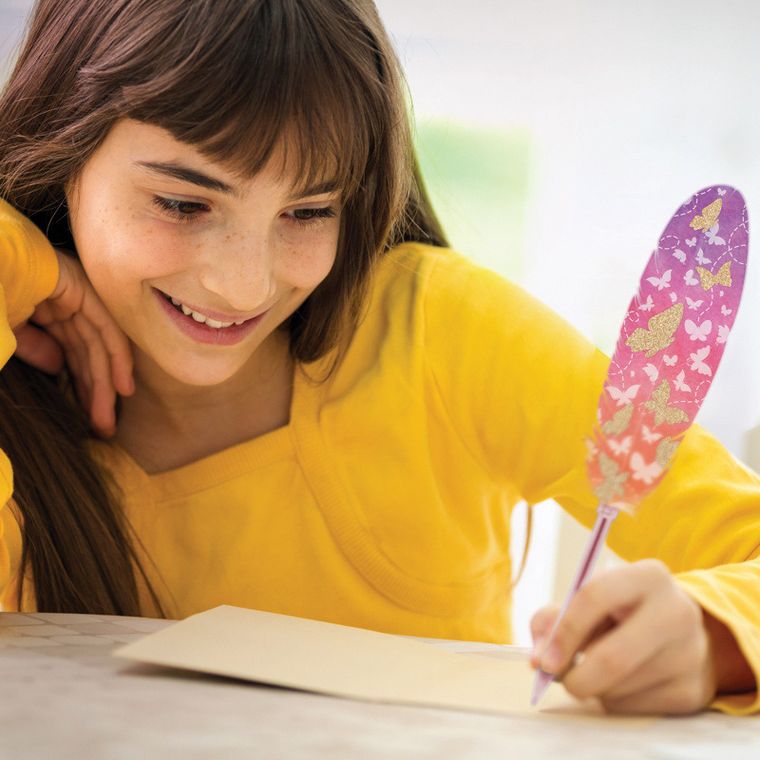 Nebulous Stars, Orelia, długopis z piórkiem