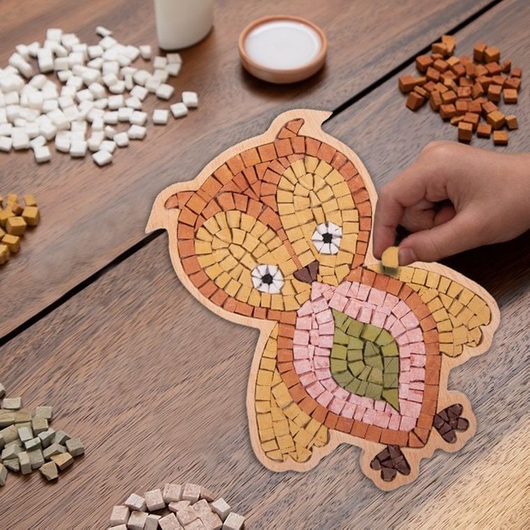 Neptune Mosaic, Sowa, mozaika