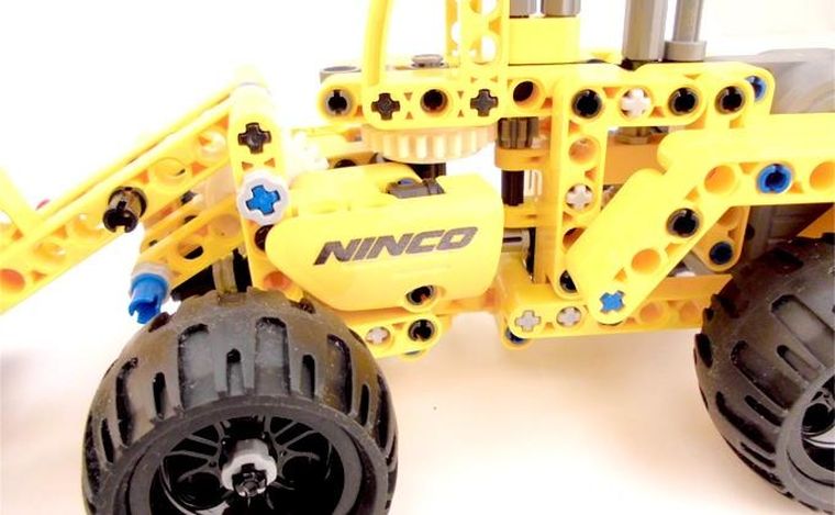 Ninco Tecnic, Koparka z napędem pull-back, klocki, 213 elementów