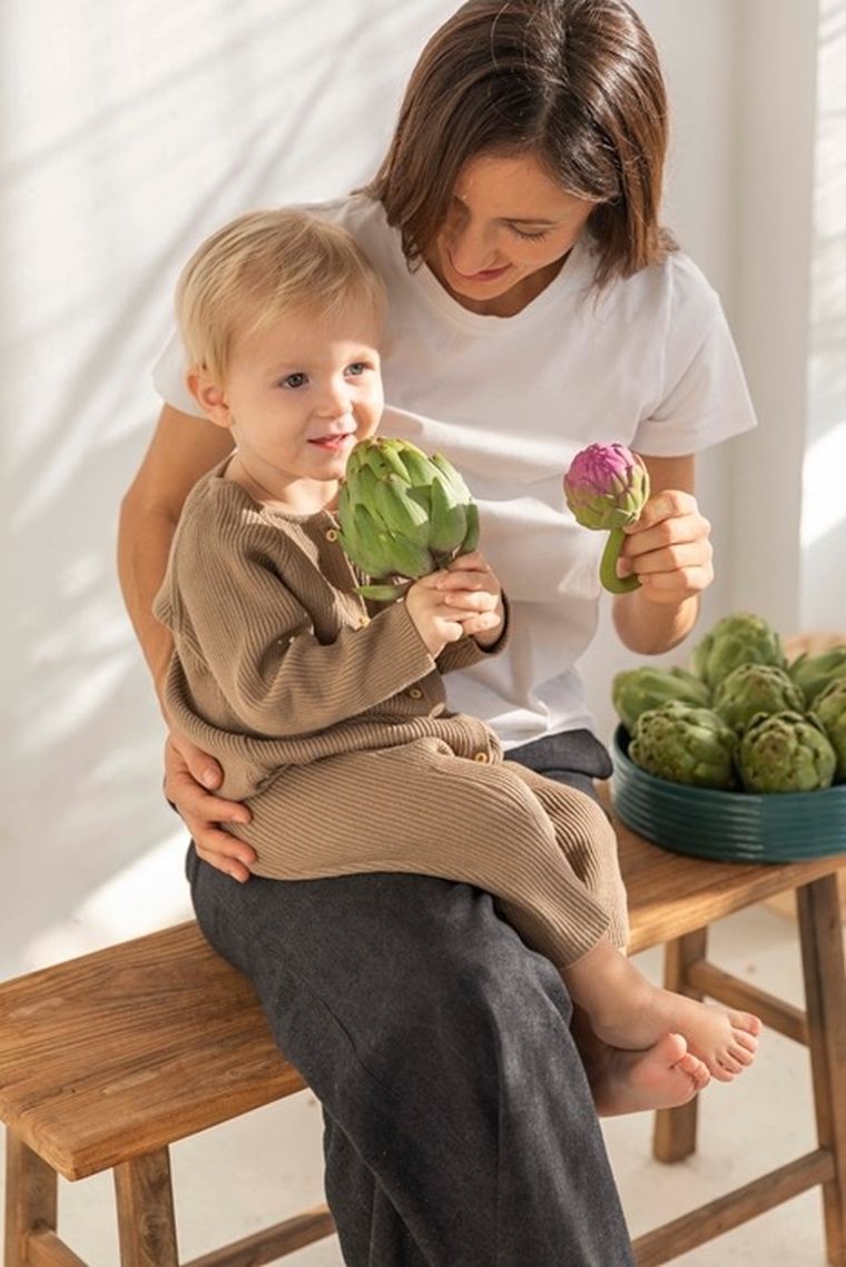 Oli & Carol, gryzak z grzechotką, Karczoch