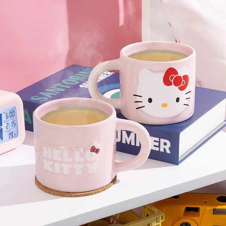 Paladone, Hello Kitty, kubek z wytłaczanym wzorem, 400 ml