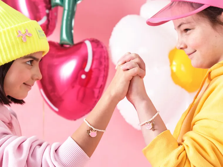 PartyDeco, kartka z bransoletkami Best Friends, 10.5-14.8 cm, 1 szt.