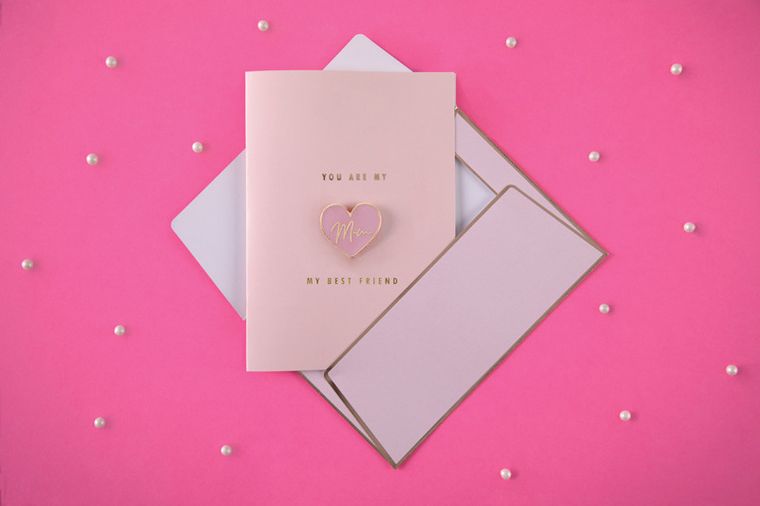 PartyDeco, kartka z pinem Mom, 10.5-14.8 cm, 1 szt.