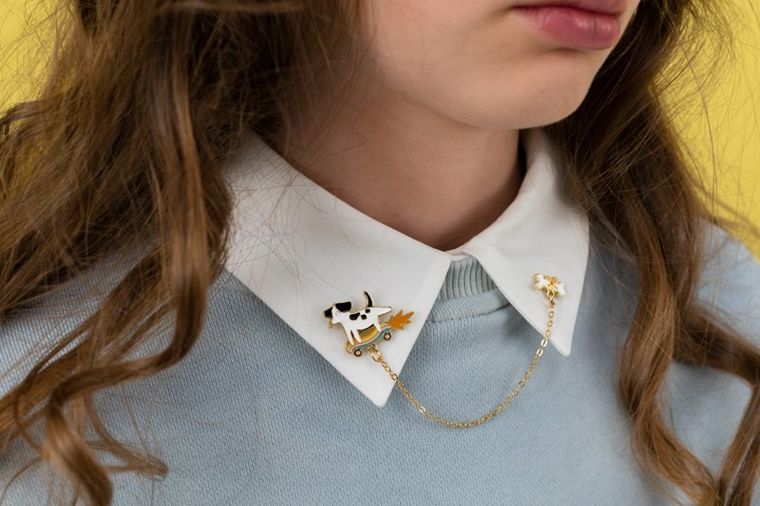 PartyDeco, piesek, przypinka na kołnierzyk