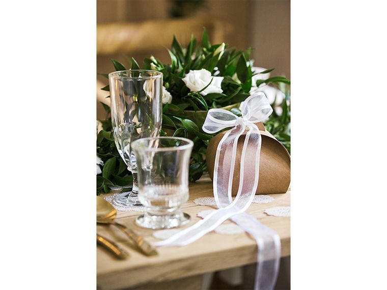 PartyDeco, tasiemka ozdobna szyfonowa, biały, 25 mm, 25 m