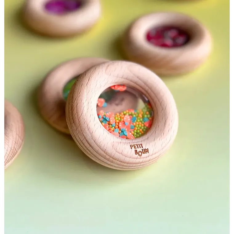 Petit Boum, grzechotka sensoryczna, marchewki