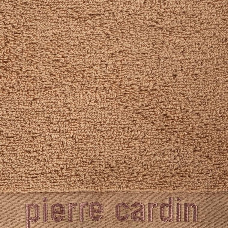 Pierre Cardin, ręcznik Evi