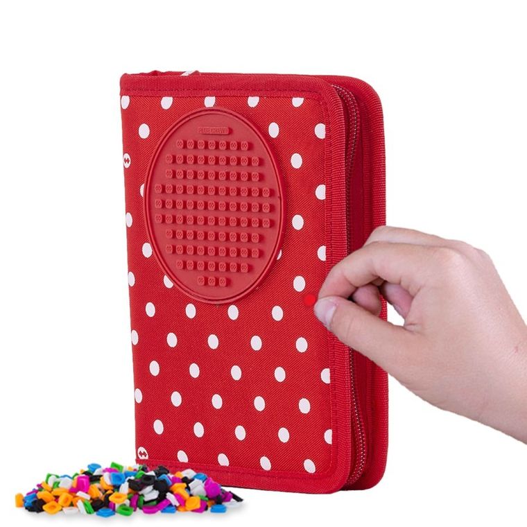 Pixie Crew, piórnik jednokomorowy, kropki, czerwony panel