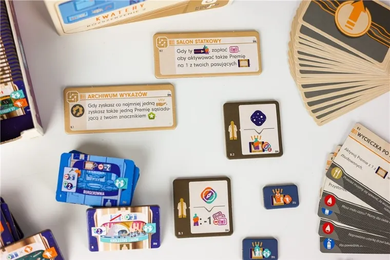 Portal Games, Galactic Cruise: Kwatery, dodatek do gry