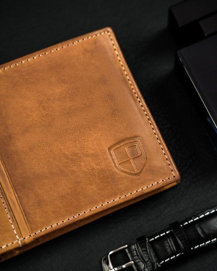 Portfel, brązowy, skórzany, Peterson