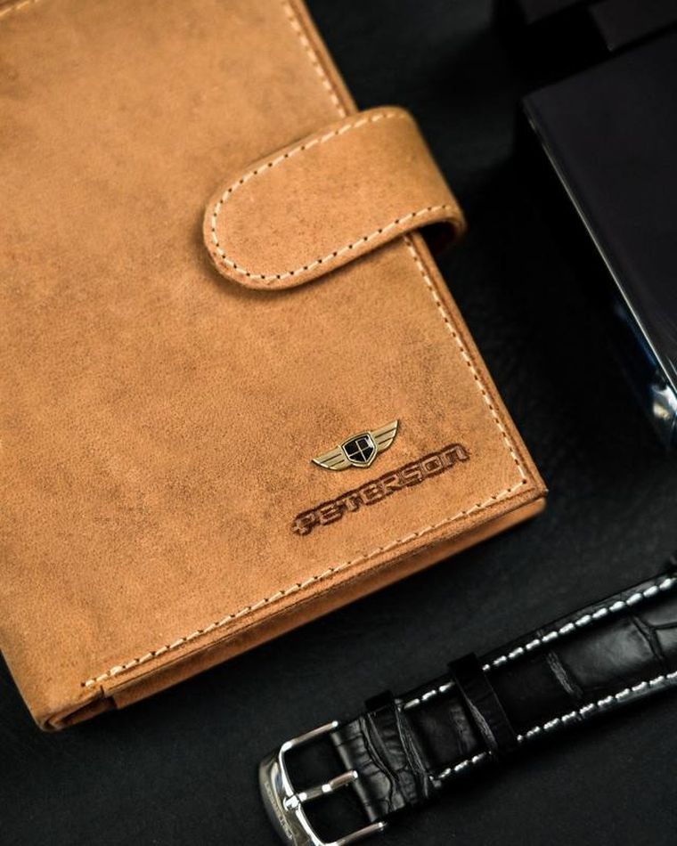 Portfel, brązowy, skórzany, RFID, Peterson