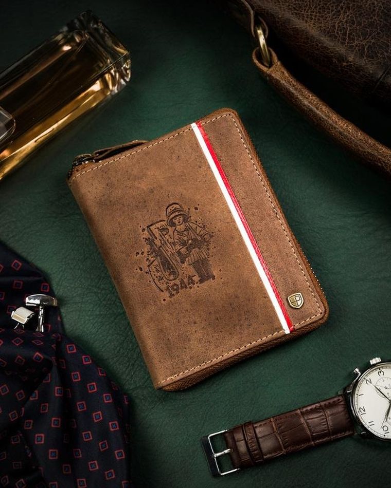 Portfel, brązowy, skórzany, RFID, Peterson