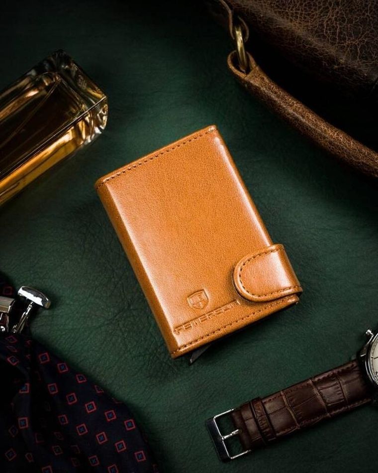 Portfel, brązowy, skórzany, RFID, Peterson