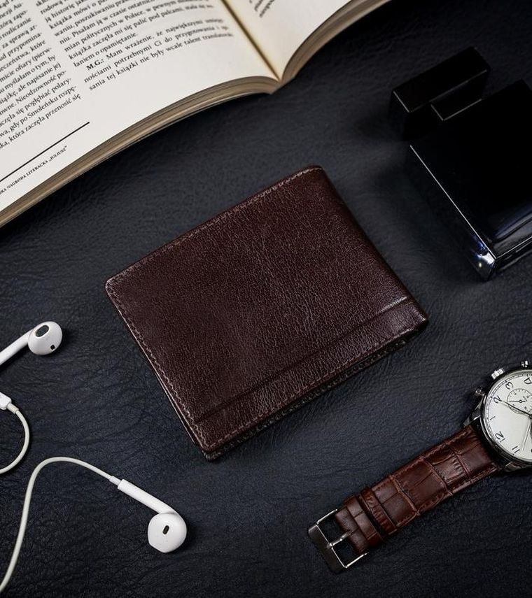 Portfel, brązowy, skórzany, RFID, Rovicky