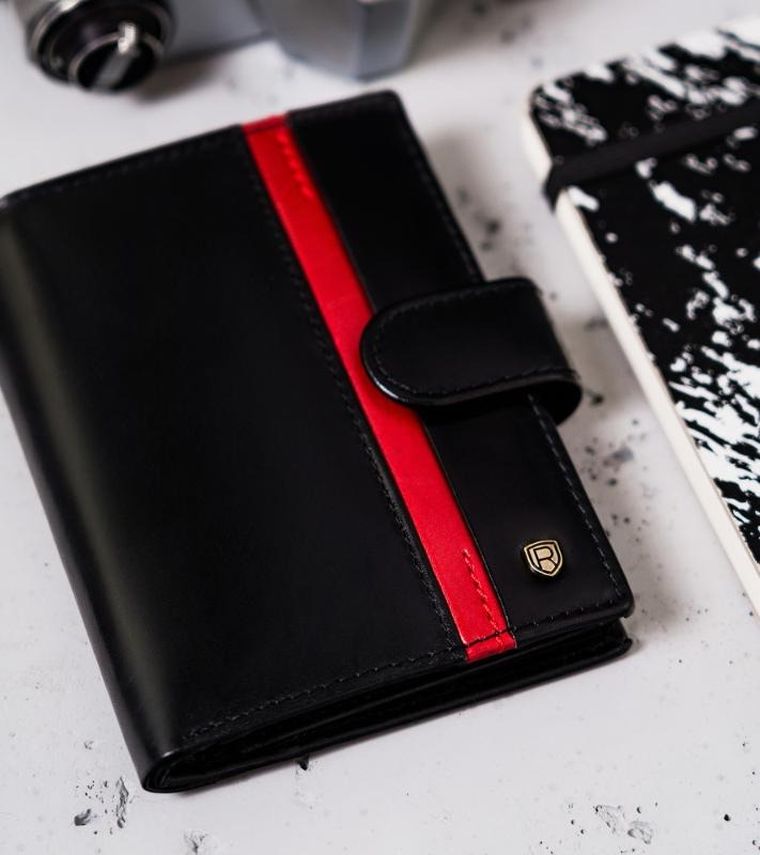 Portfel, czarno-czerwony, skórzany, RFID, Rovicky