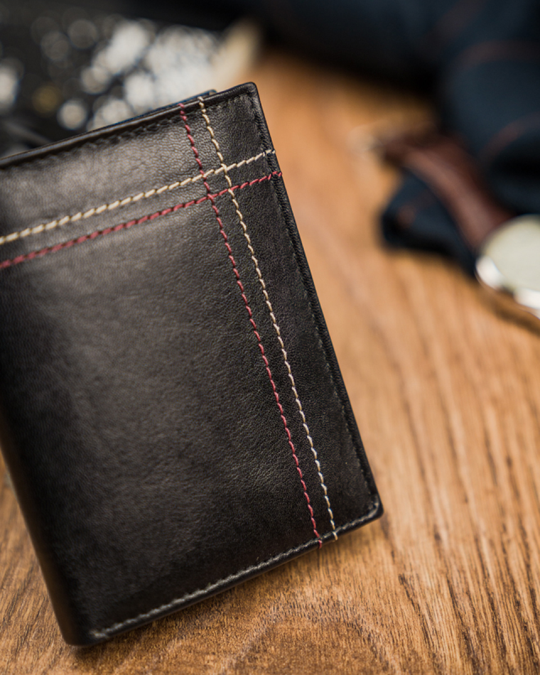 Portfel, czarny, skórzany, Always Wild