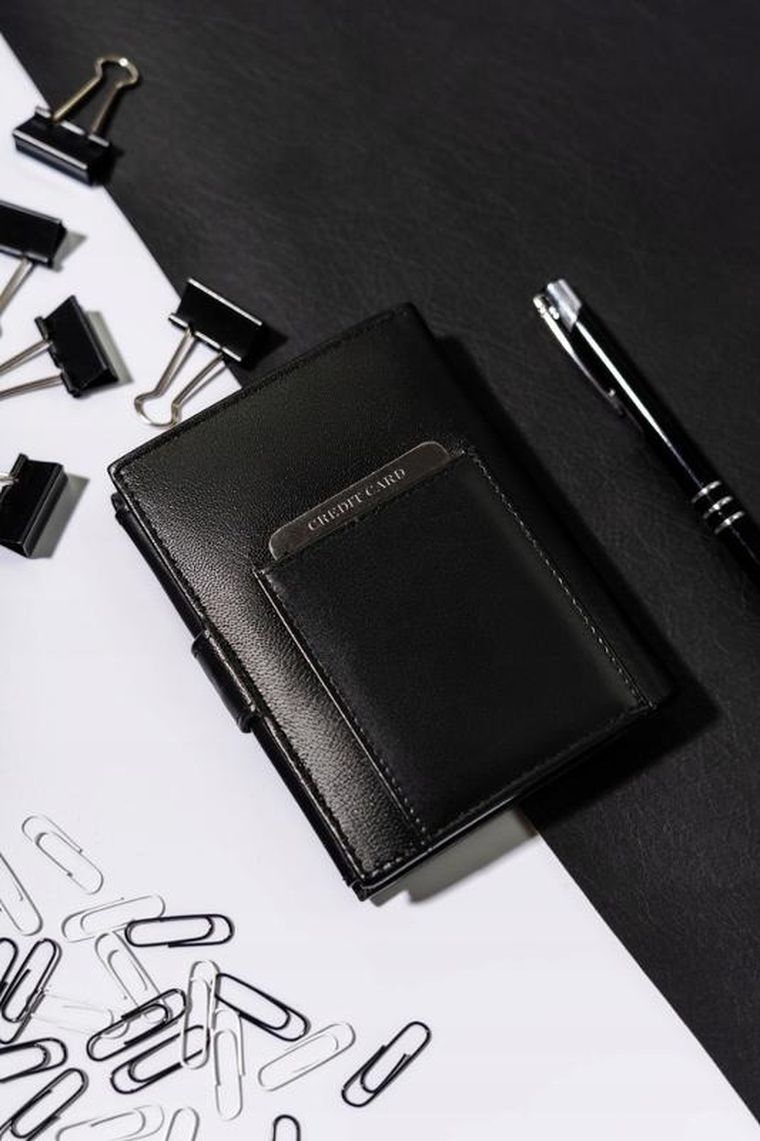 Portfel, czarny, skórzany, Always Wild