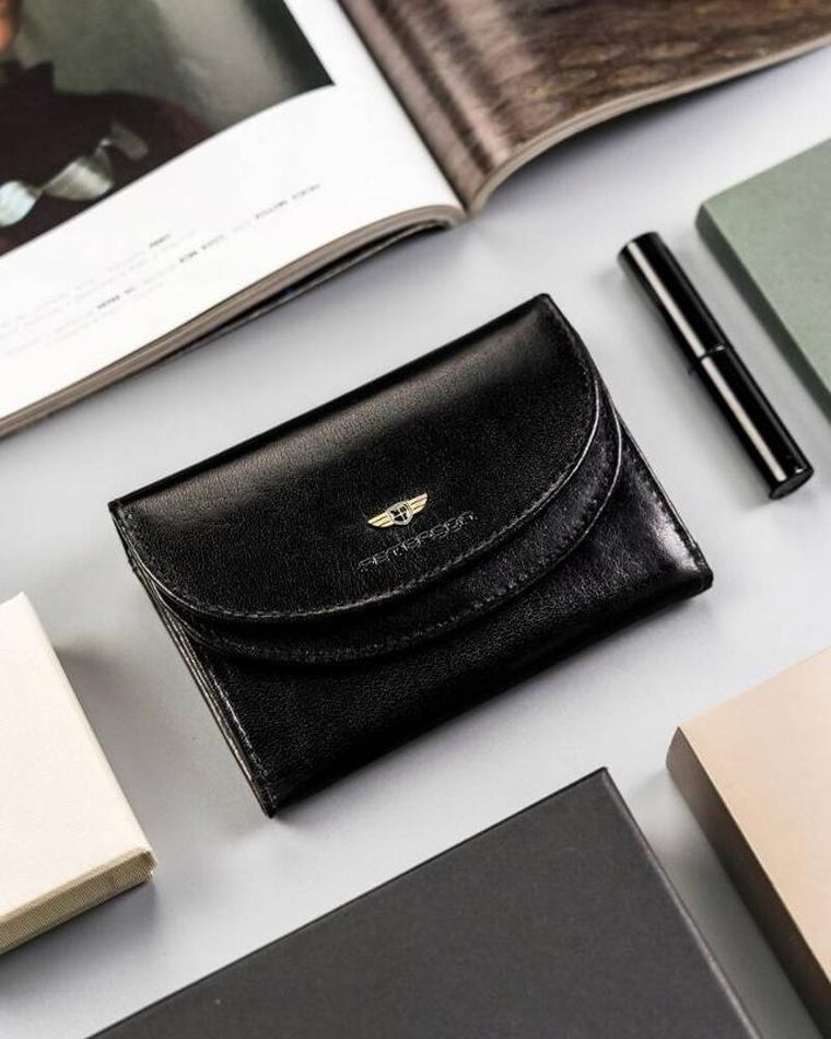 Portfel, czarny, skórzany, Peterson