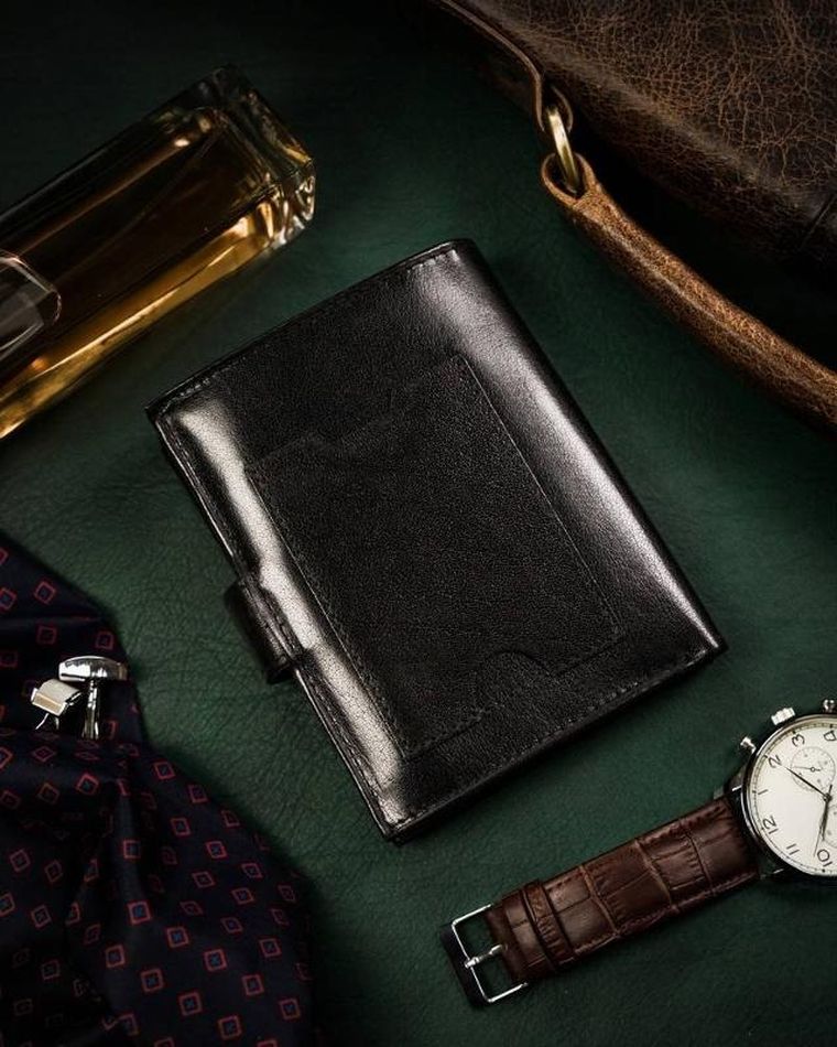 Portfel, czarny, skórzany, Peterson